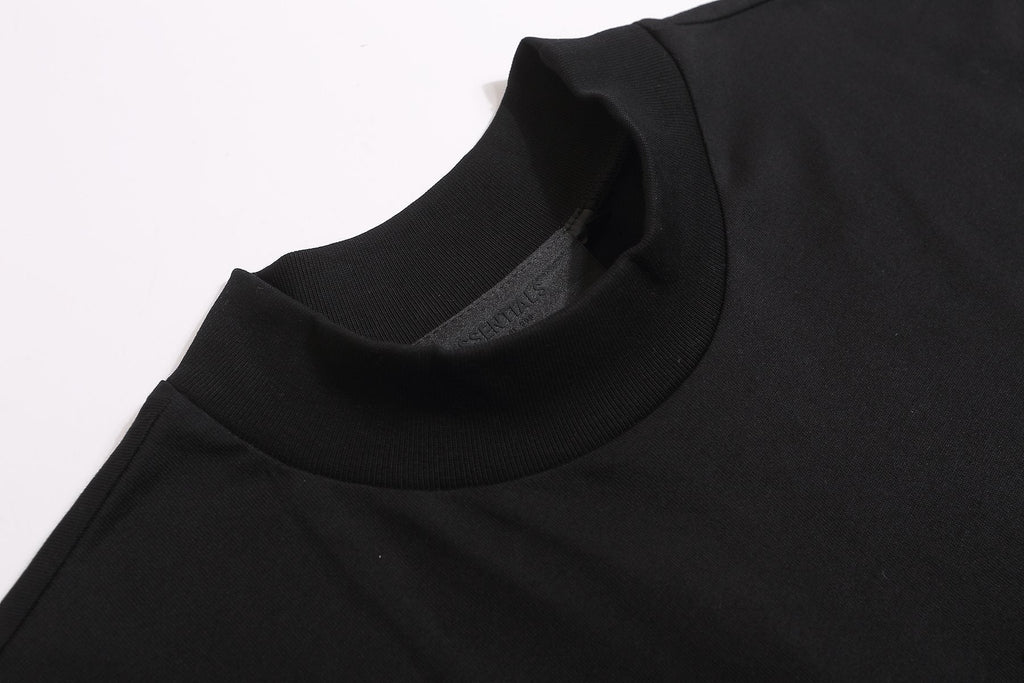 Fear of God Essentials Small Logo Short-Sleeve T-Shirt ¡ª detail