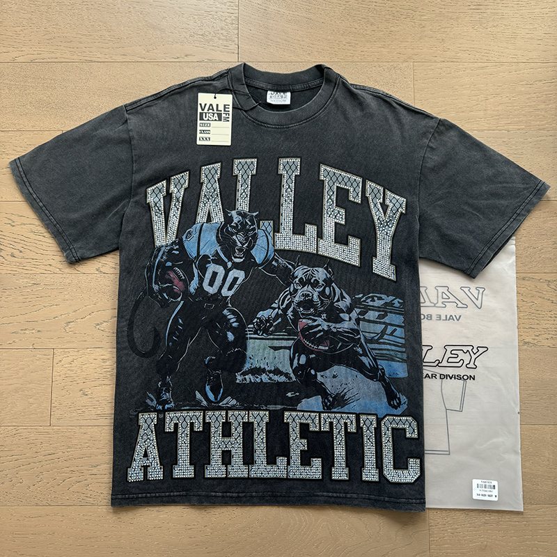 VALE USA Athletic Rhinestone Graphic T-Shirt ¡ª context