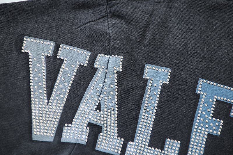 VALE USA Dreams Football Graphic T-Shirt ¡ª detail