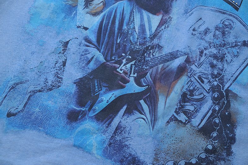 VALE USA Washed Light Blue Rhinestone Graphic T-Shirt ¡ª detail