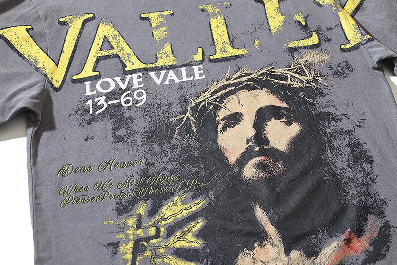 VALE USA Washed Gray Front Graphic T-Shirt ¡ª detail