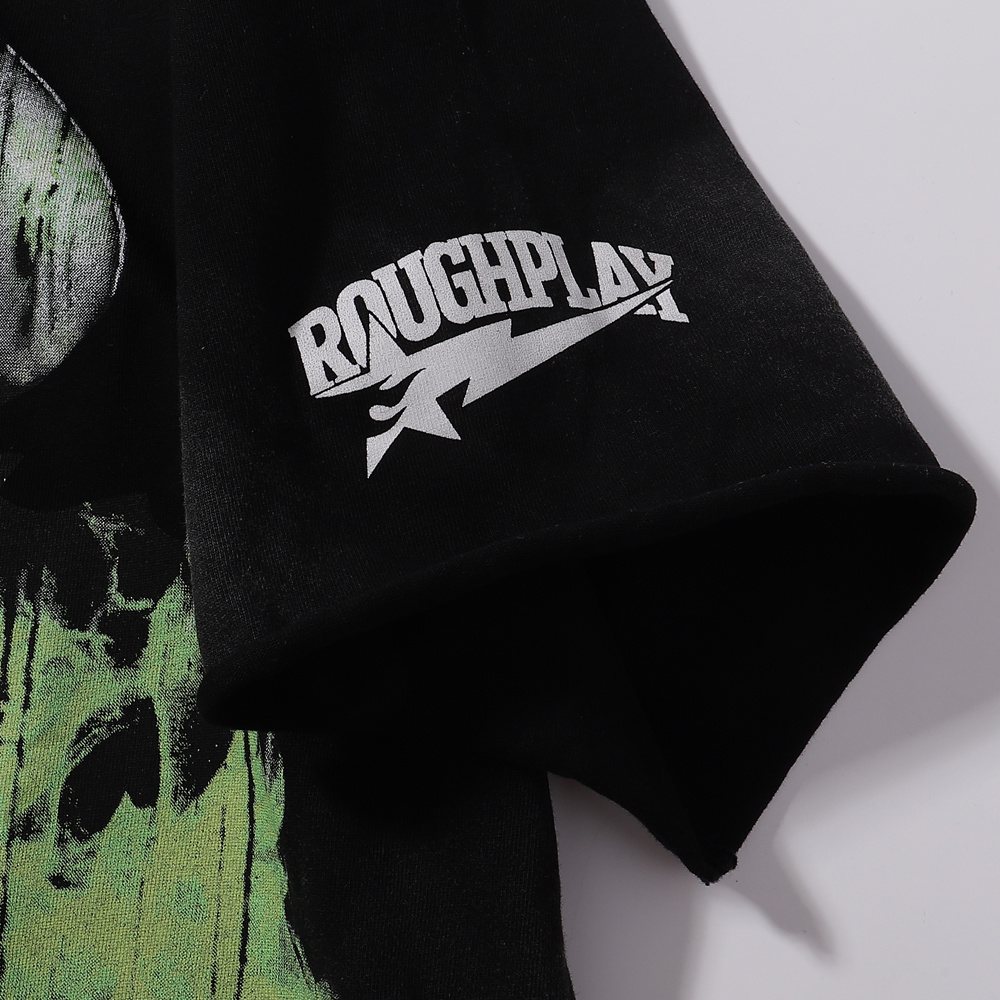 Rough Play Skeleton Graphic Distressed T-Shirt ¡ª detail