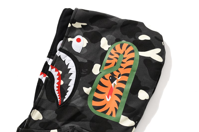 BAPE Shark WGM Camouflage Zip Hoodie ¡ª detail