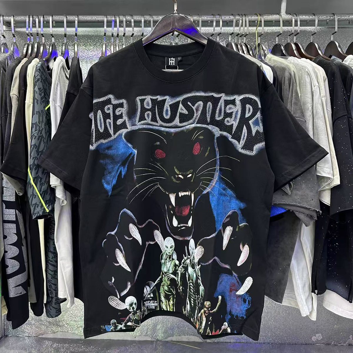 Life Hustlere Rhinestone Panther Graphic T-Shirt ¡ª context