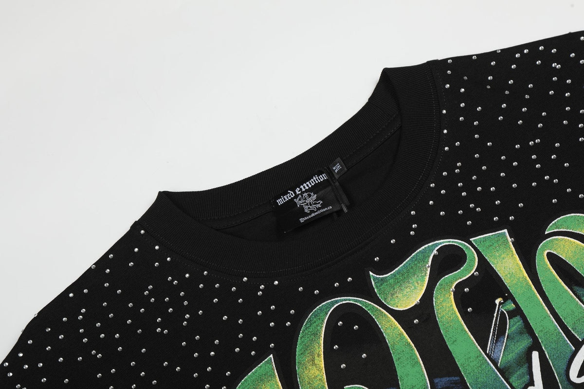 MIXED EMOTION Astronaut Skull Graphic T-Shirt ¡ª neck_label