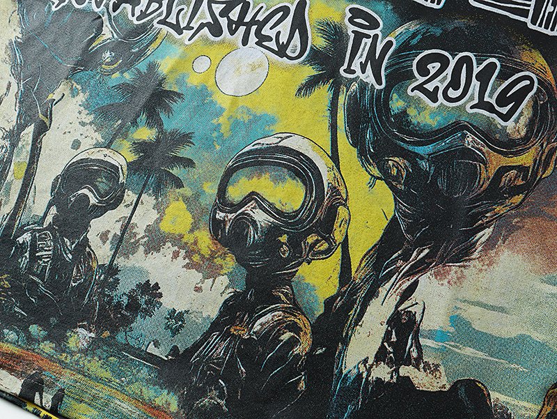 MIXED EMOTION Gray Graffiti Graphic Long-Sleeve T-Shirt ¡ª detail