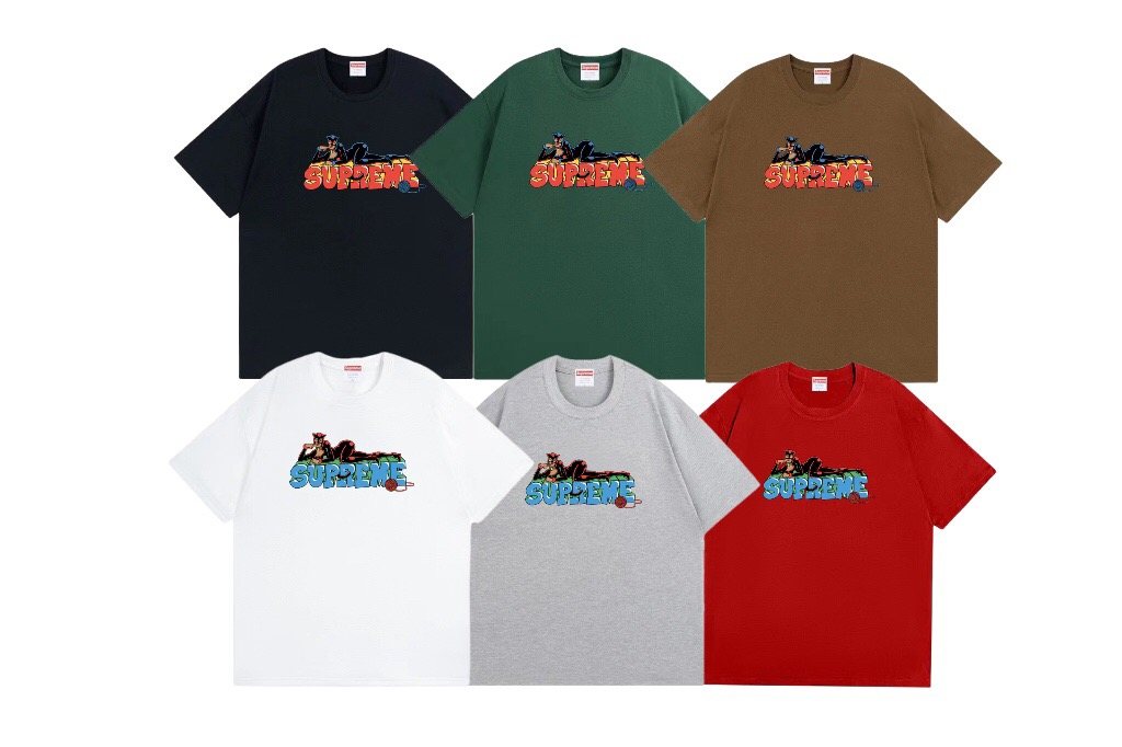 Supreme Catwoman Graphic T-Shirt ¡ª comparison