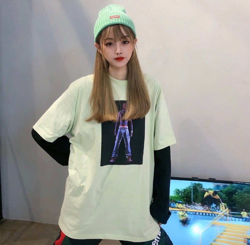 Supreme Tupac Hologram Graphic Short-Sleeve T-Shirt ¡ª context