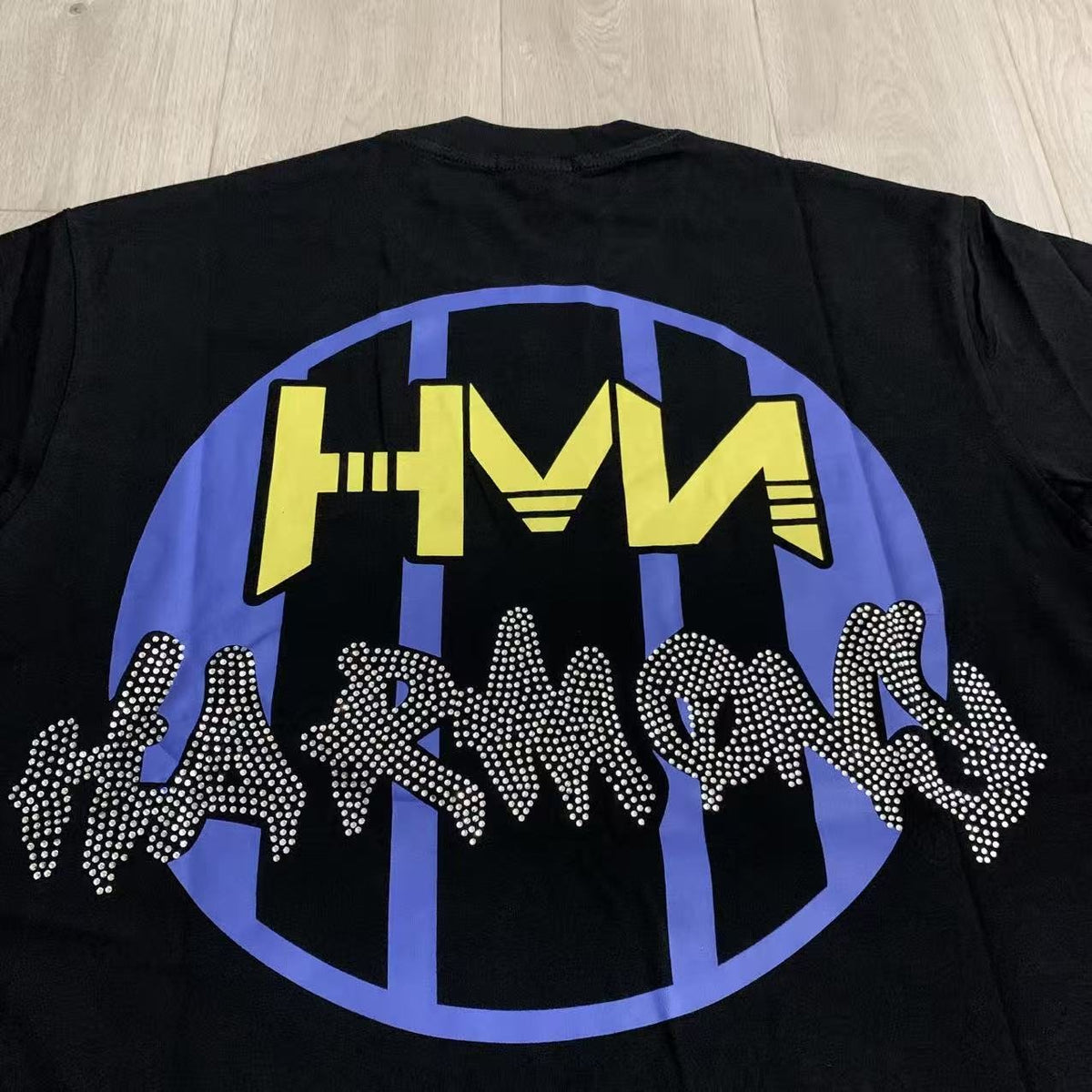 HARMONY Rhinestone Graphic T-Shirt ¡ª detail