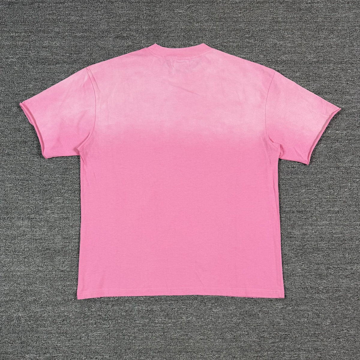 DUAA Soccer Player Graphic T-Shirt - Pink ¡ª back