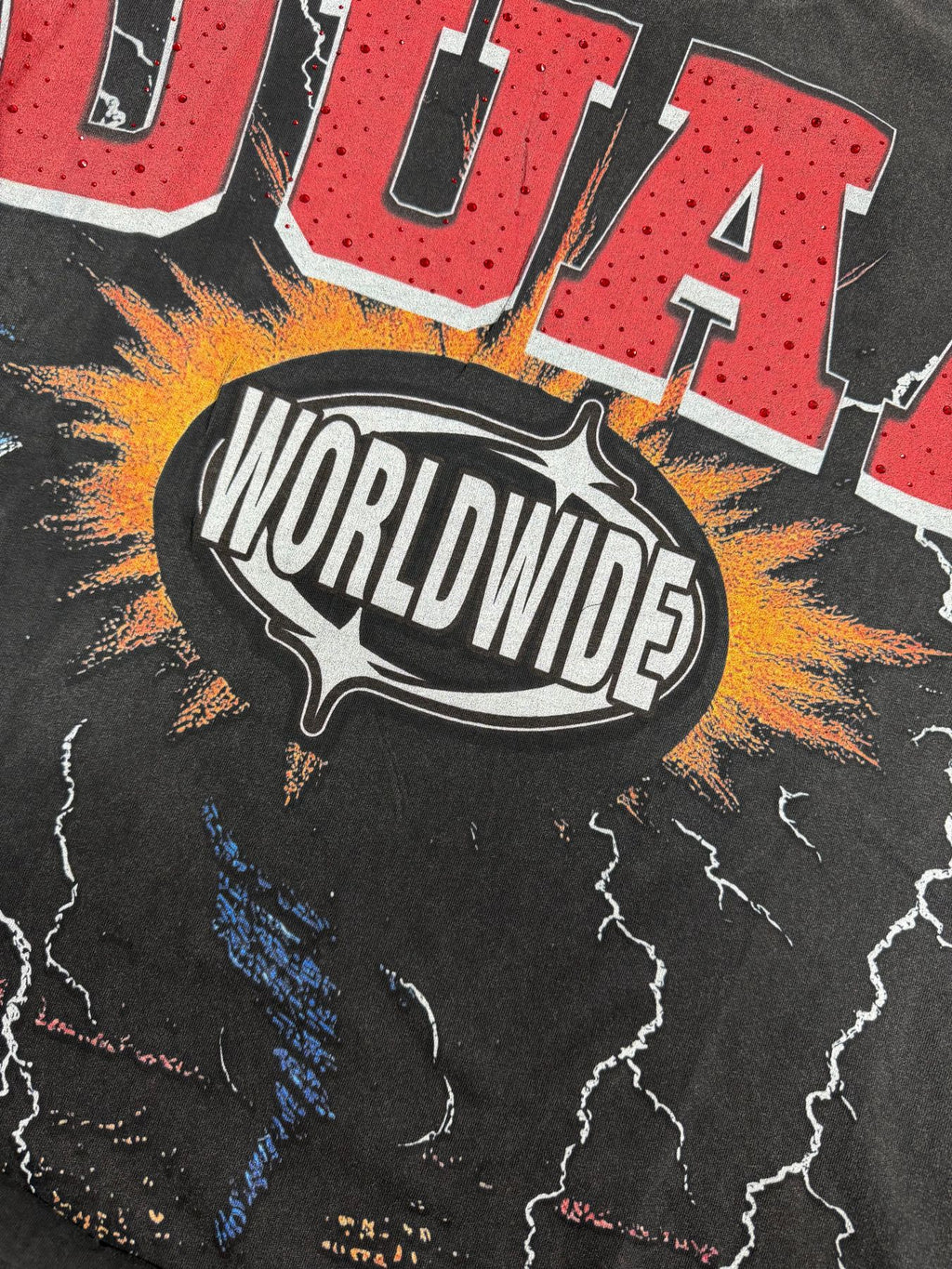 DUAA New Age Lightning Graphic T-Shirt ¡ª fabric_closeup