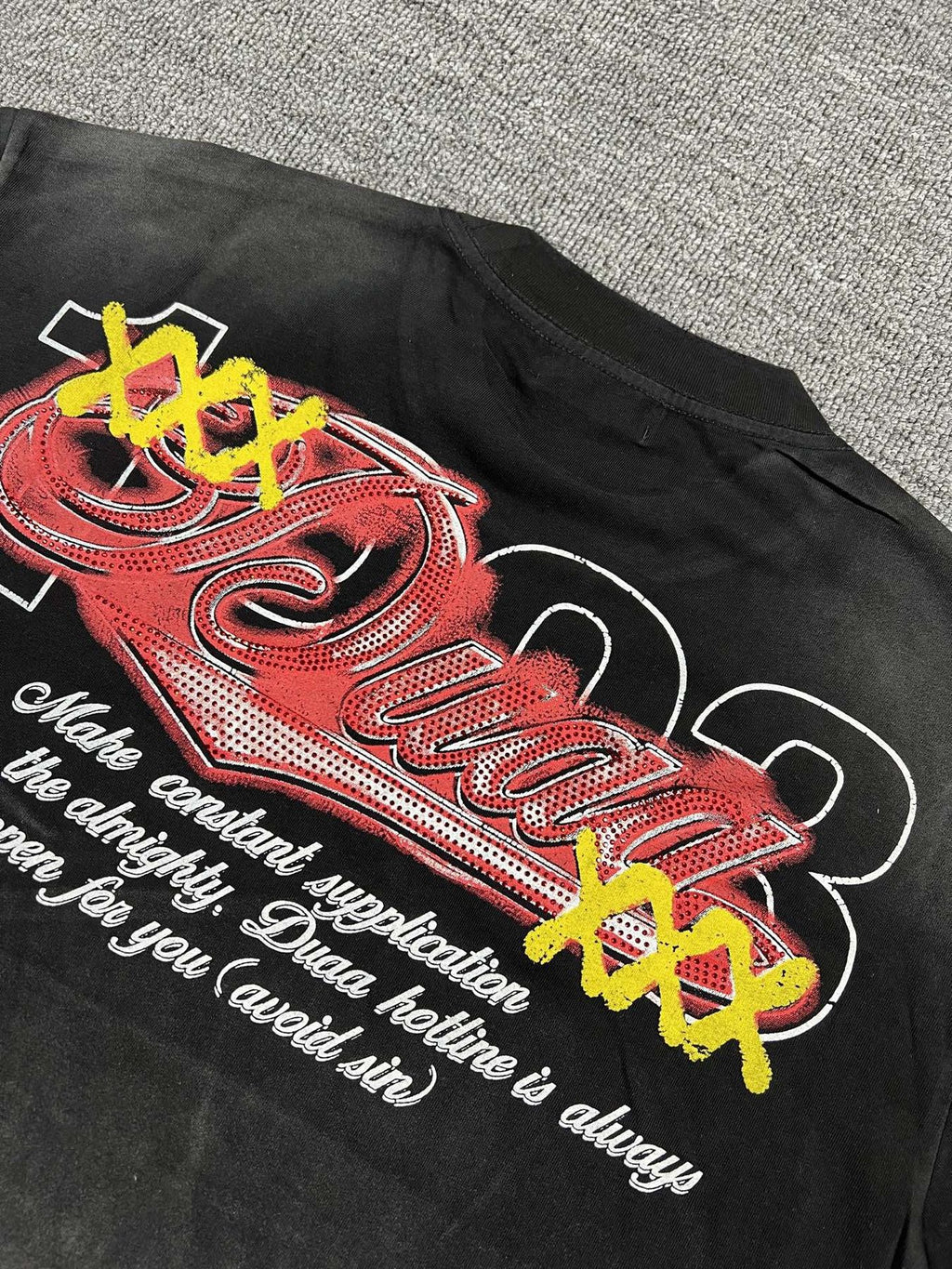 DUAA Casino 8-Ball Graphic T-Shirt ¡ª detail