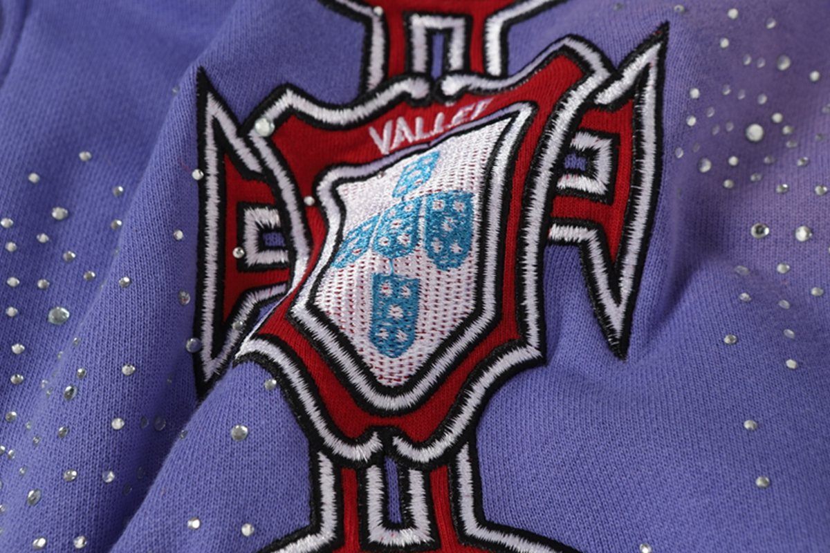 VALLEY Dreams Rhinestone Zip Hoodie ¡ª detail