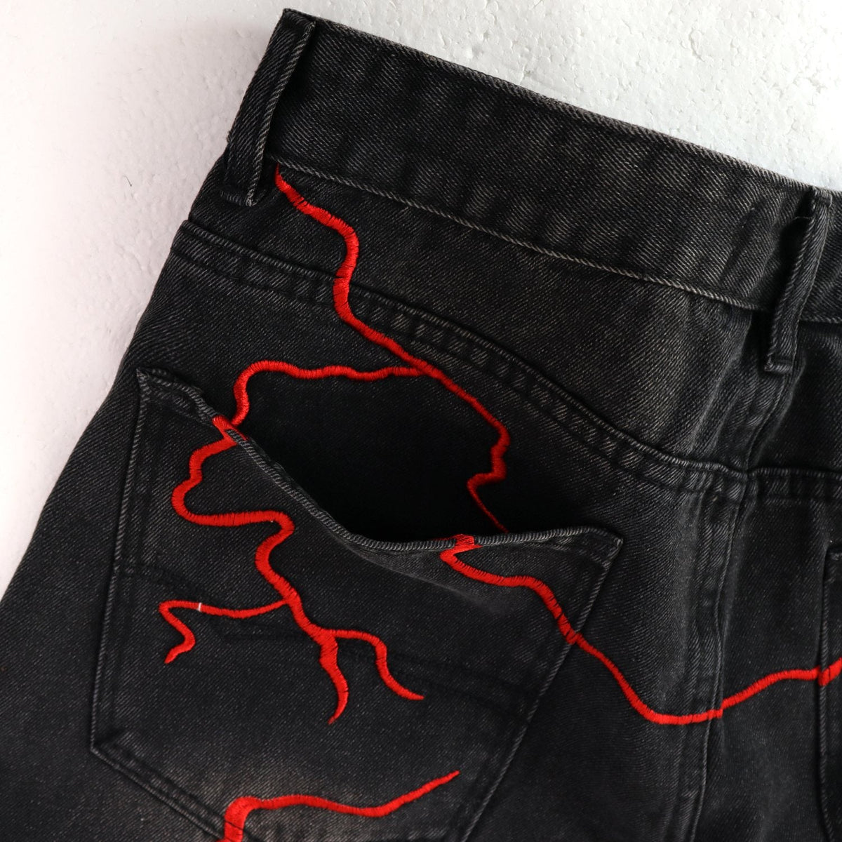 VALLEY Skittle Letter Lightning Denim Shorts ¡ª detail