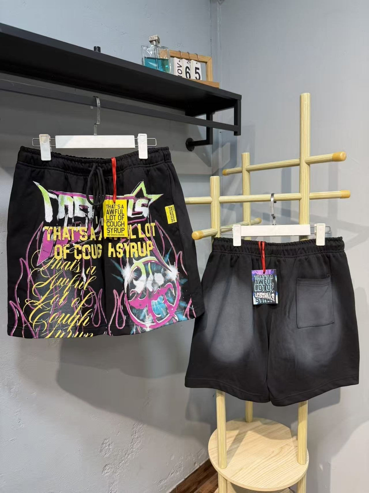 THAT'S A AWFUL LOT OF COUGH SYRUP Colorful Graffiti Script Shorts ¡ª front