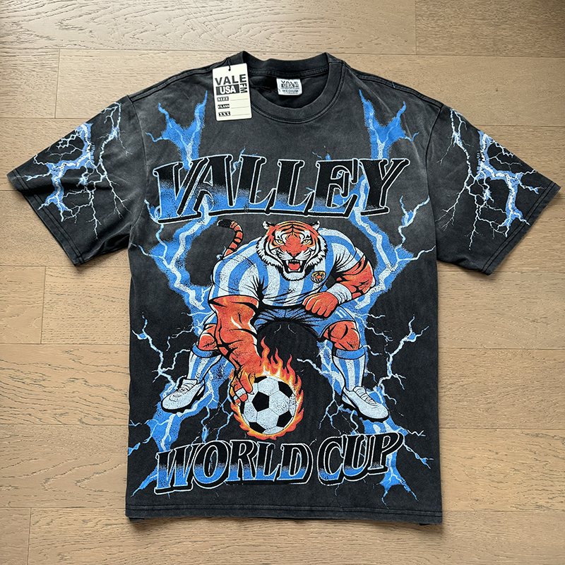 VALE USA World Cup Soccer Tiger Graphic T-Shirt ¡ª context