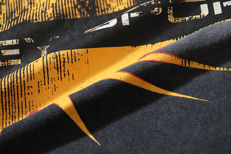 VALE USA Washed Charcoal Sport Crest Graphic T-Shirt ¡ª detail