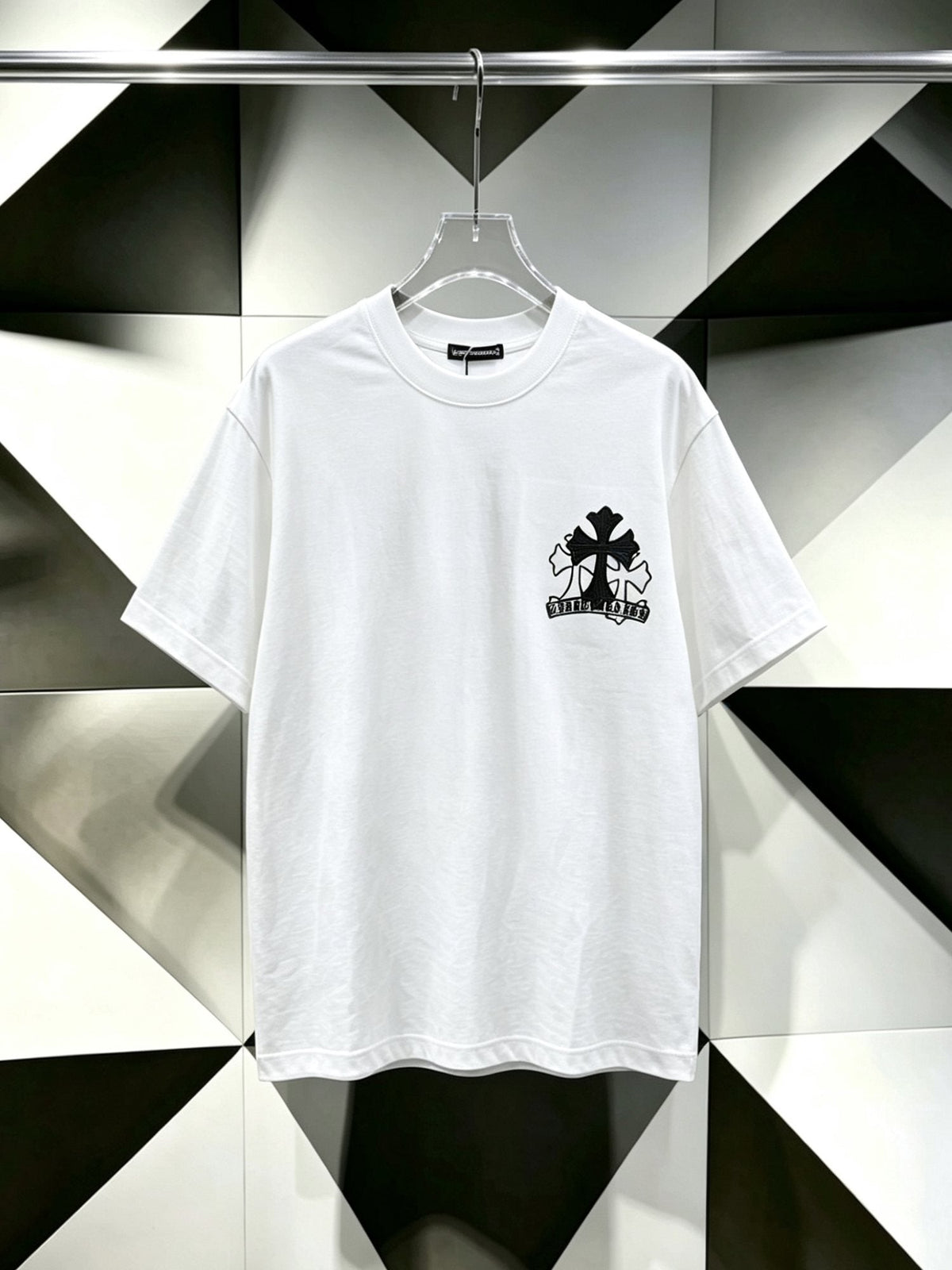 Chrome Hearts Cross & Floral Embroidered T-Shirt ¡ª hero