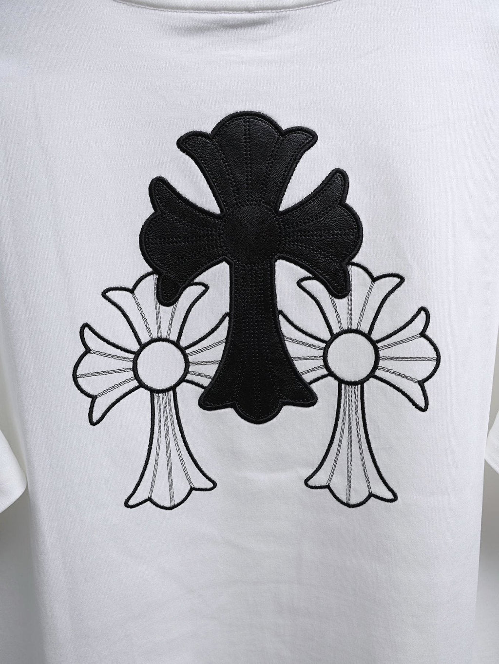 Chrome Hearts Cross & Floral Embroidered T-Shirt ¡ª detail