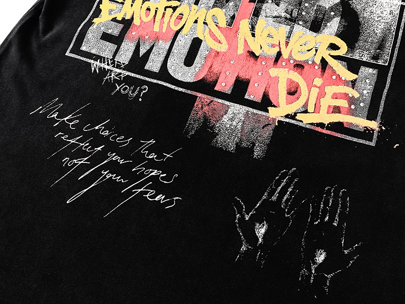 MIXED EMOTION Rhinestone Graphic T-Shirt ¡ª detail