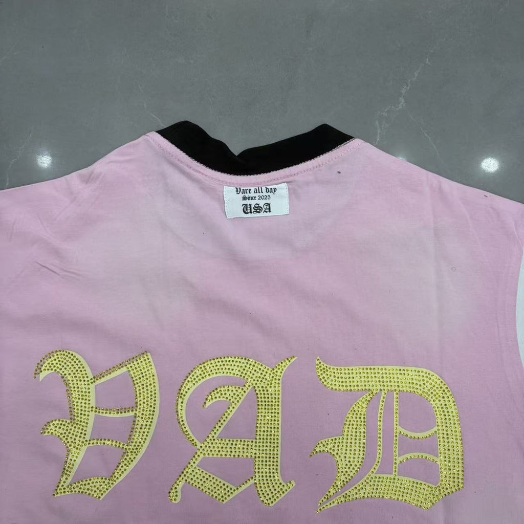 VARE ALL DAY Pink Contrast-Sleeve Graphic T-Shirt ¡ª detail