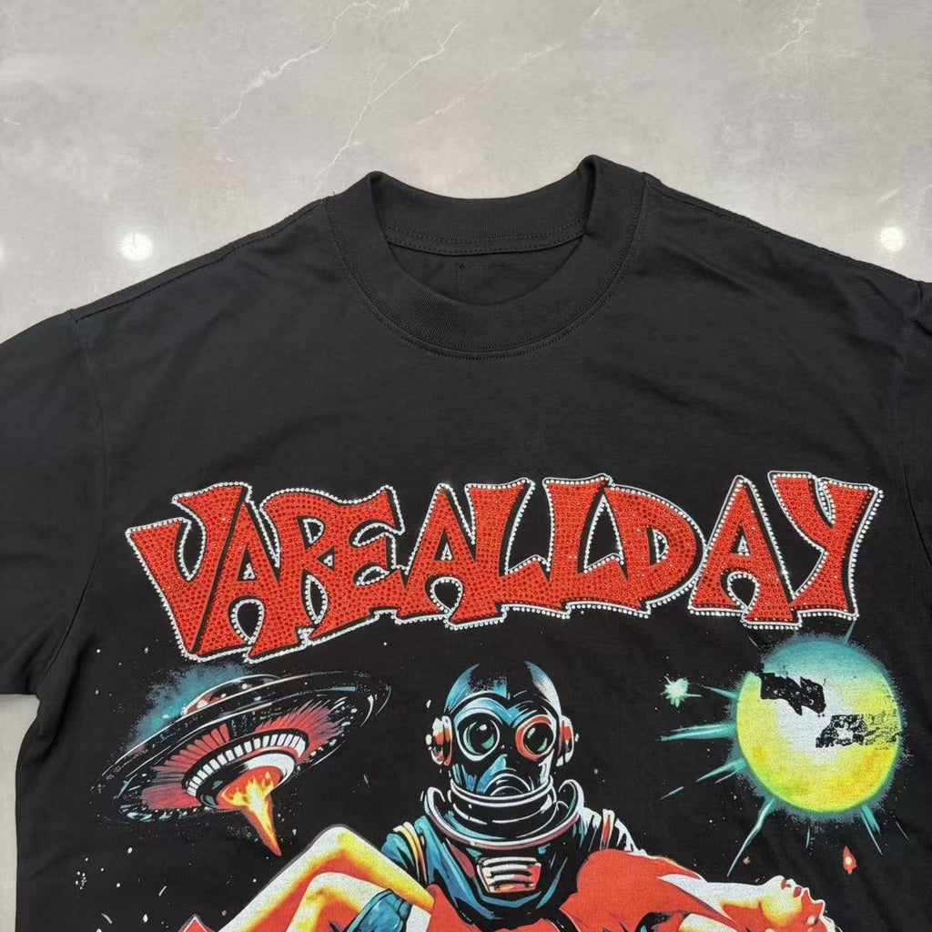VARE ALL DAY Front & Back Graphic T-Shirt ¡ª detail