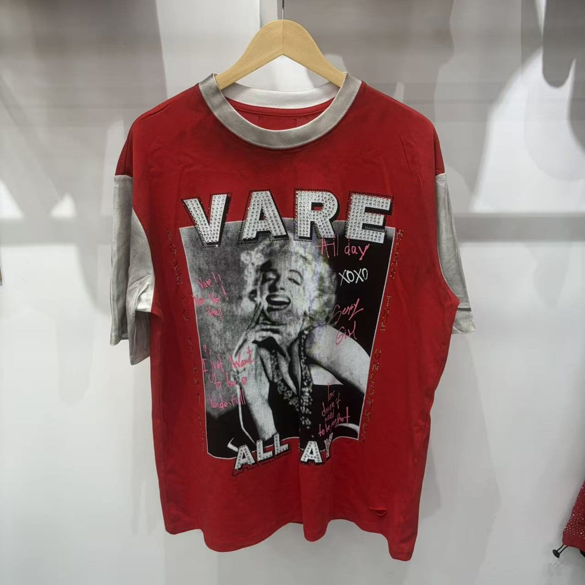 VARE ALL DAY Red Color Block Graphic T-Shirt ¡ª front