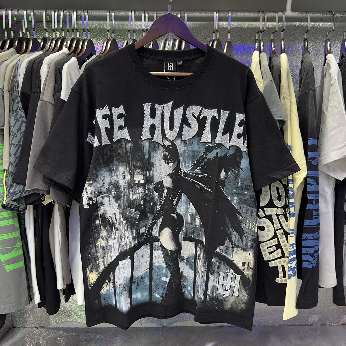 Life Hustlere Cat Women No Days Off Graphic T-Shirt ¡ª context