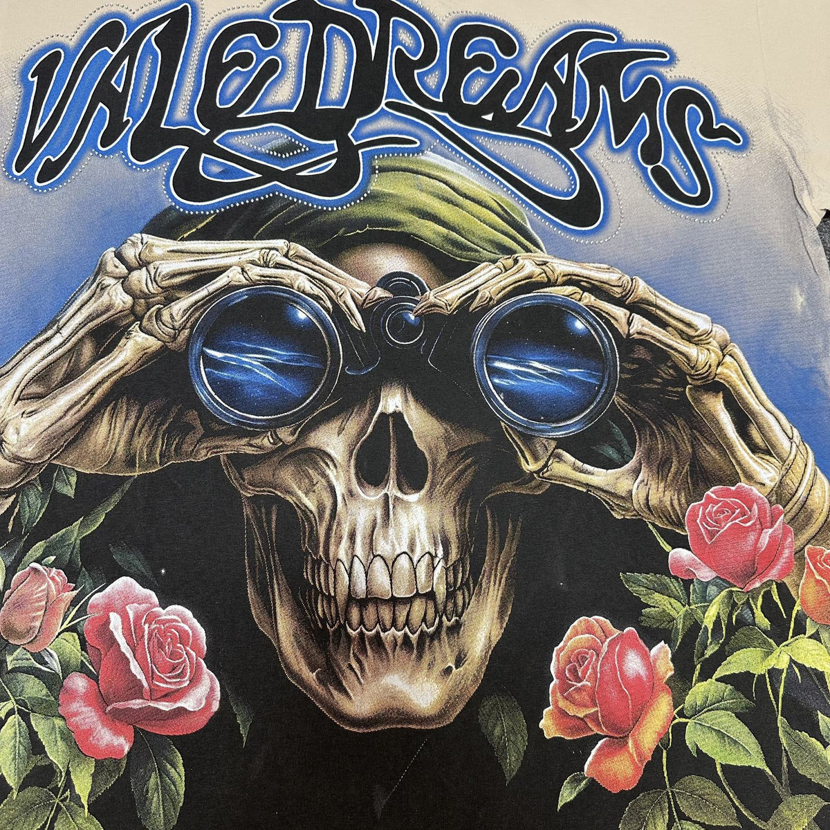 VALE USA Skull & Roses Rhinestone Short-Sleeve T-Shirt ¡ª detail