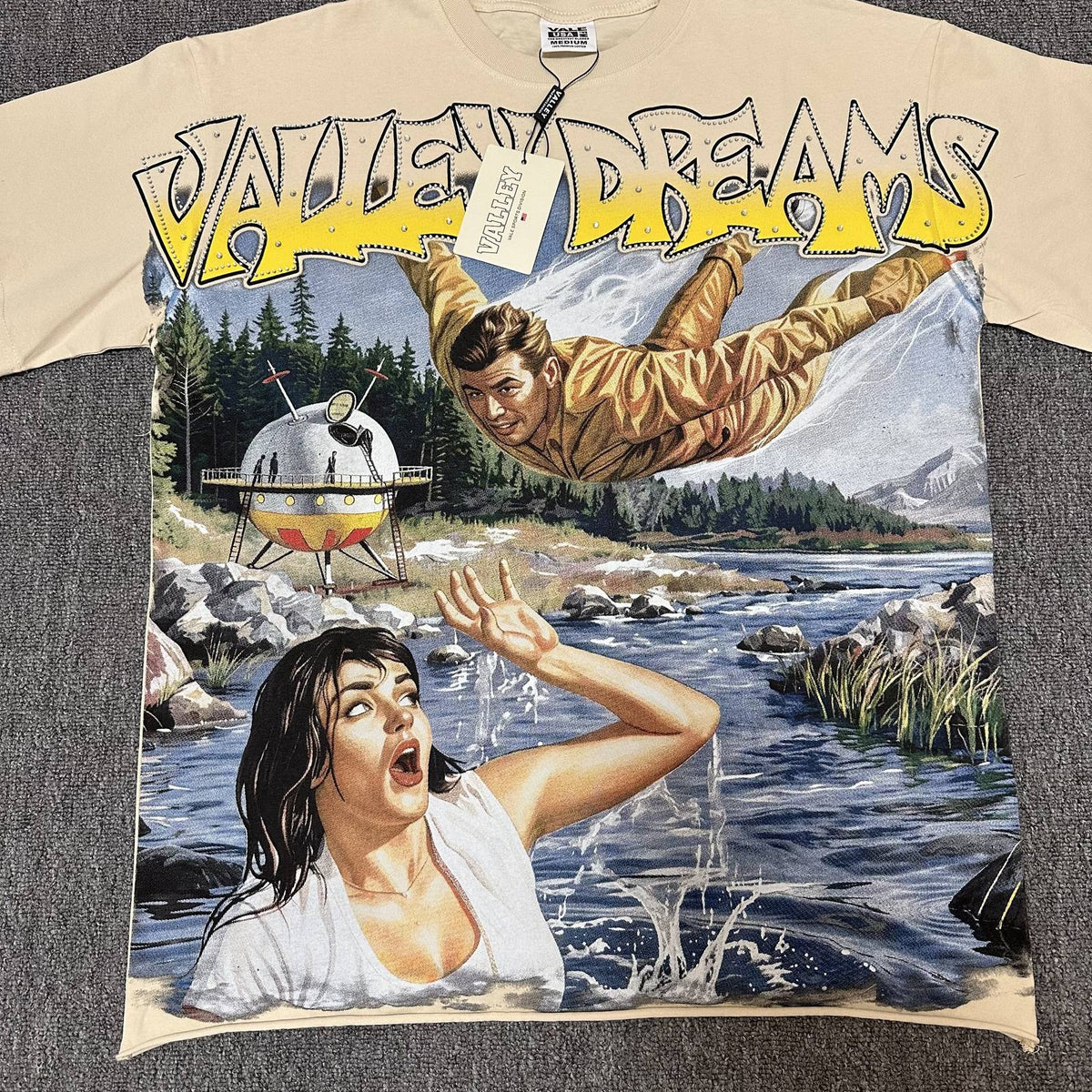 Valley Dreams Washed Graphic Short-Sleeve T-Shirt ¡ª detail