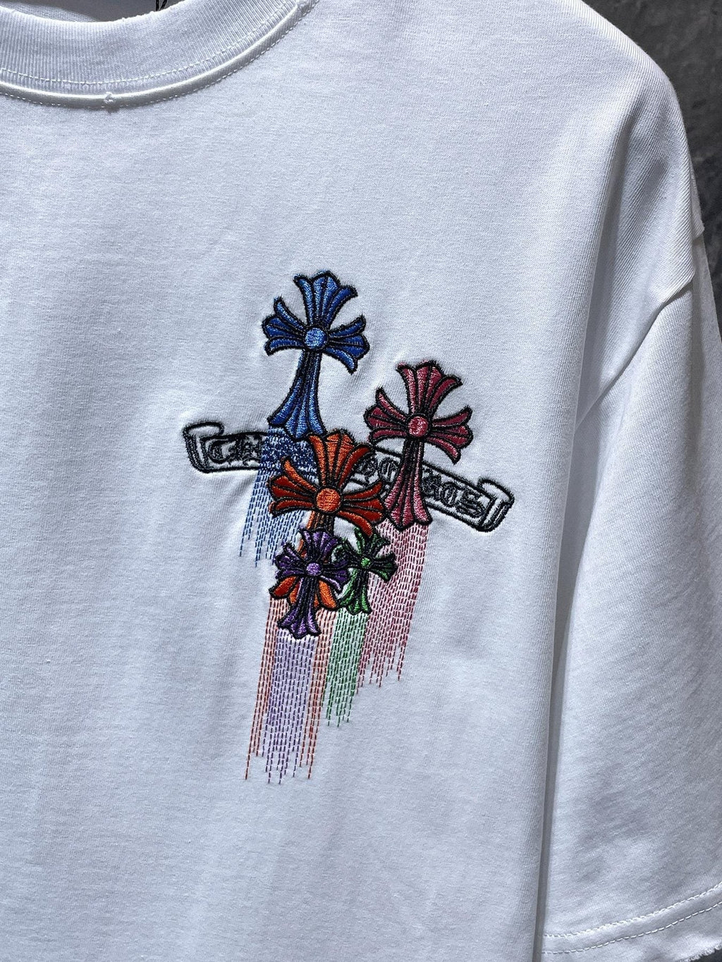 Chrome Hearts Floral Cross Embroidered T-Shirt ¡ª detail
