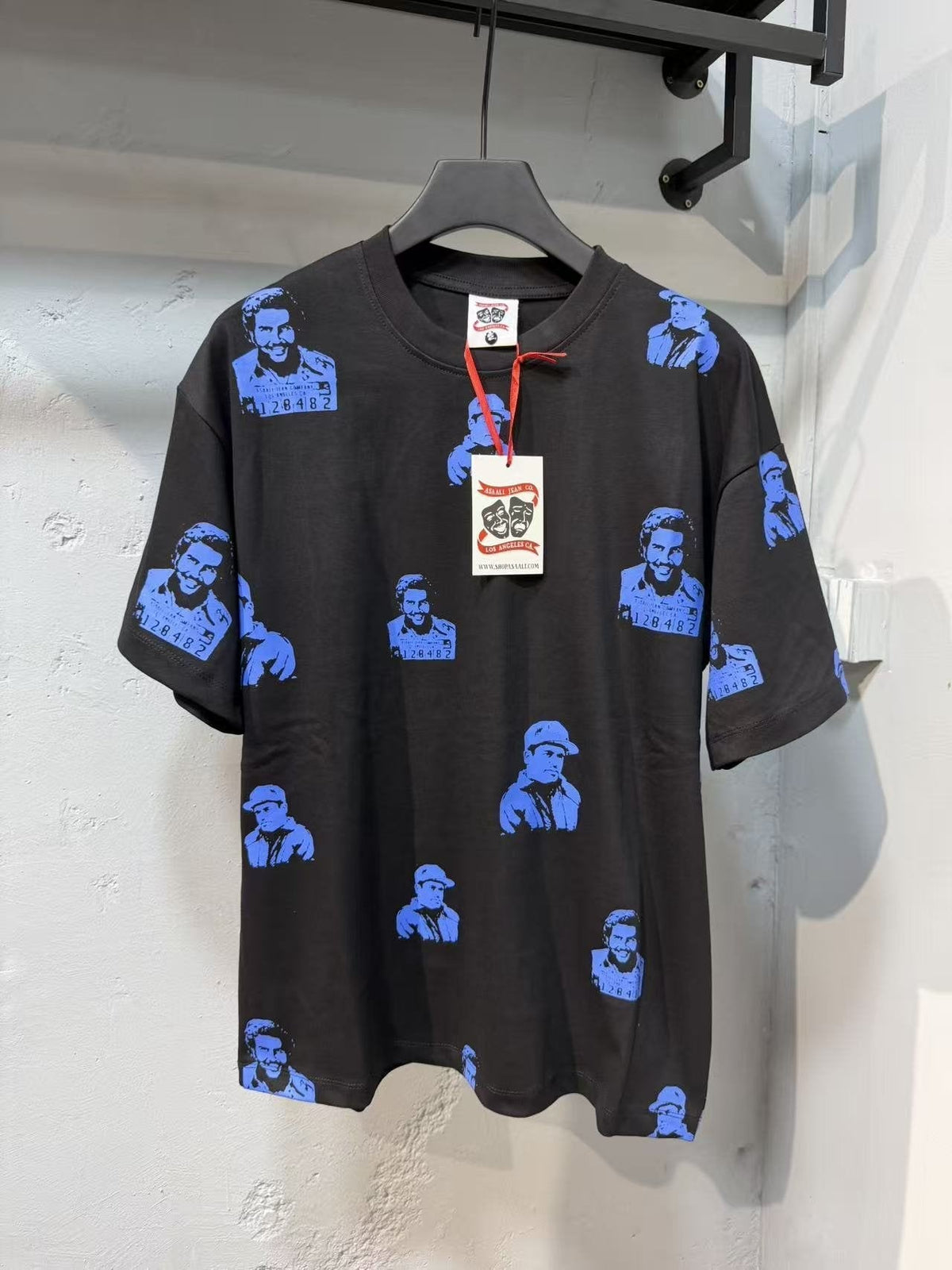ASAALL All-Over Portrait Graphic Short-Sleeve T-Shirt ¡ª front